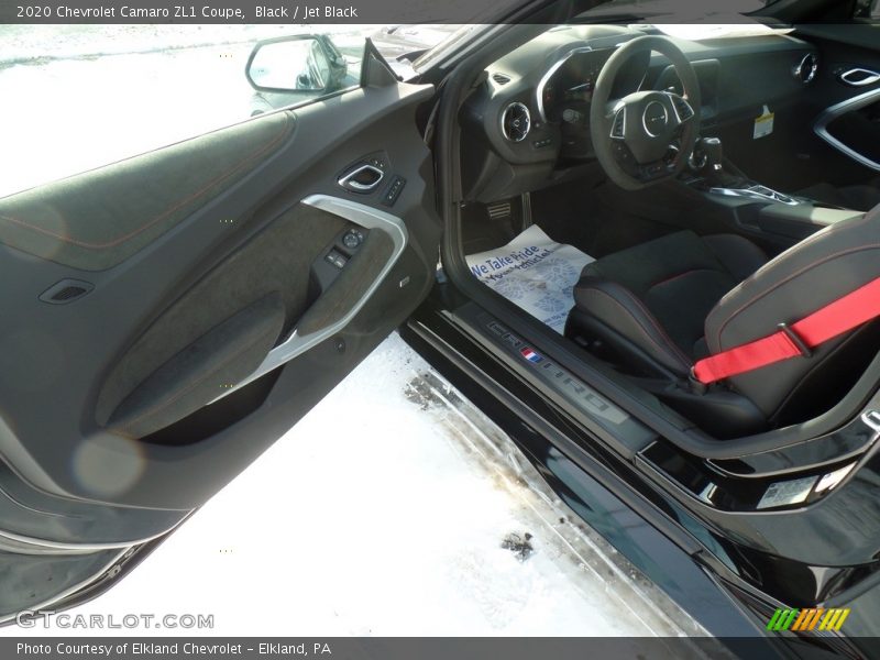 Black / Jet Black 2020 Chevrolet Camaro ZL1 Coupe
