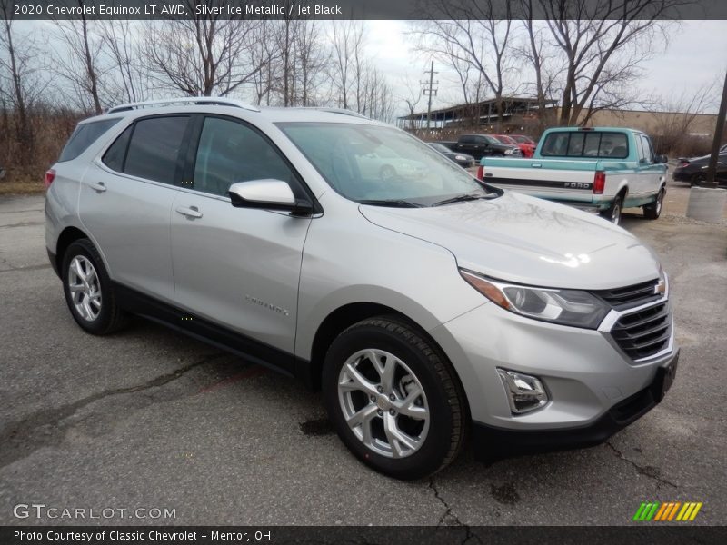 Front 3/4 View of 2020 Equinox LT AWD