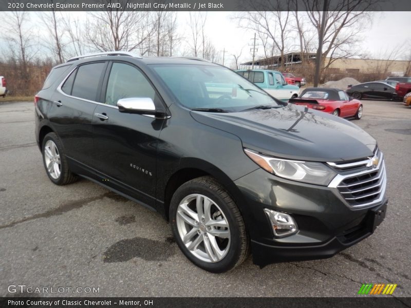 Front 3/4 View of 2020 Equinox Premier AWD