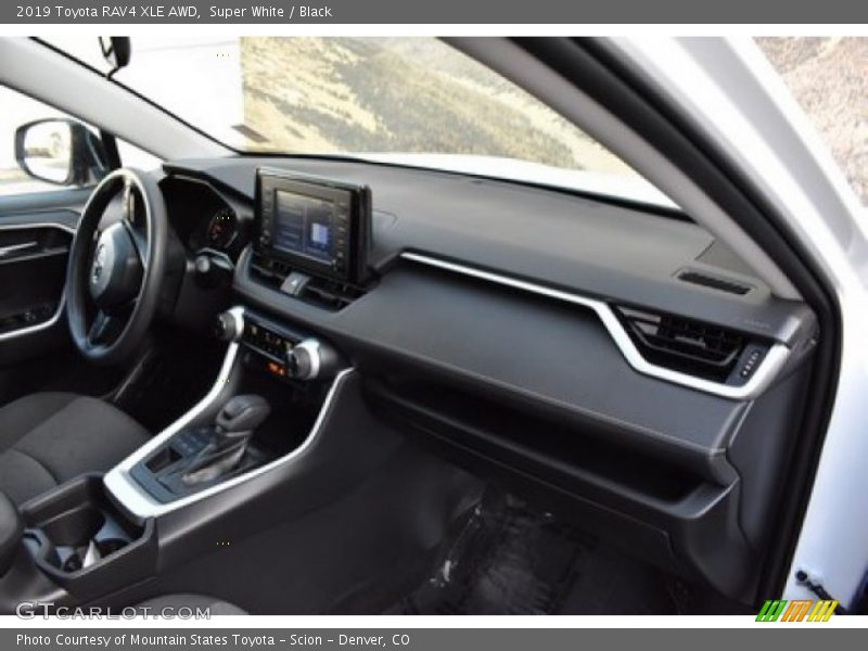 Super White / Black 2019 Toyota RAV4 XLE AWD