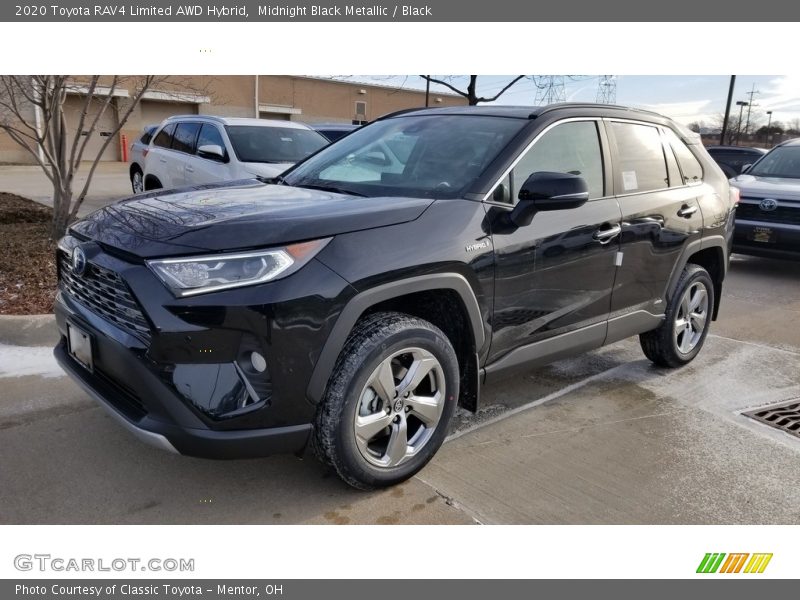 Front 3/4 View of 2020 RAV4 Limited AWD Hybrid