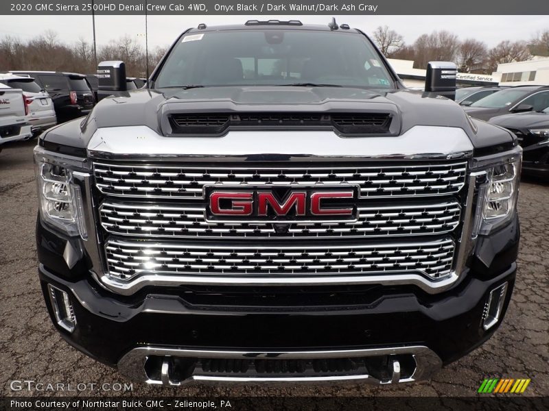 Onyx Black / Dark Walnut/Dark Ash Gray 2020 GMC Sierra 2500HD Denali Crew Cab 4WD