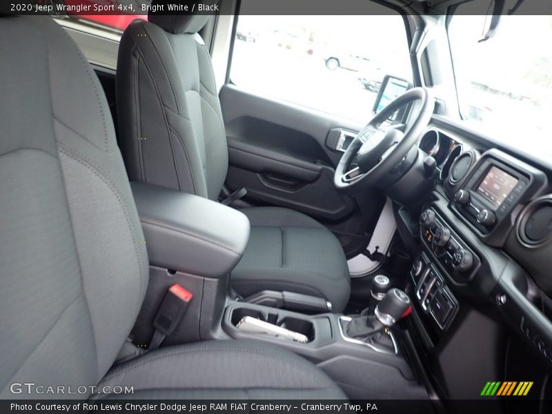 Bright White / Black 2020 Jeep Wrangler Sport 4x4