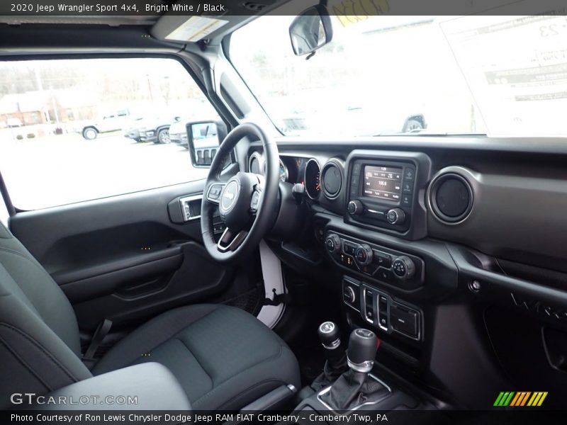 Bright White / Black 2020 Jeep Wrangler Sport 4x4