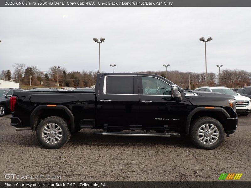 Onyx Black / Dark Walnut/Dark Ash Gray 2020 GMC Sierra 2500HD Denali Crew Cab 4WD