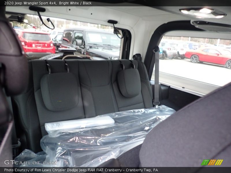 Bright White / Black 2020 Jeep Wrangler Sport 4x4