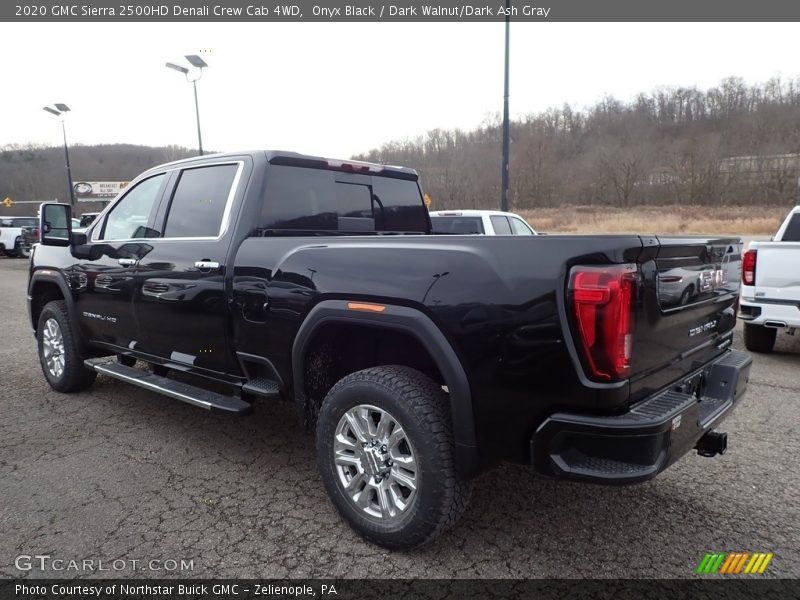 Onyx Black / Dark Walnut/Dark Ash Gray 2020 GMC Sierra 2500HD Denali Crew Cab 4WD