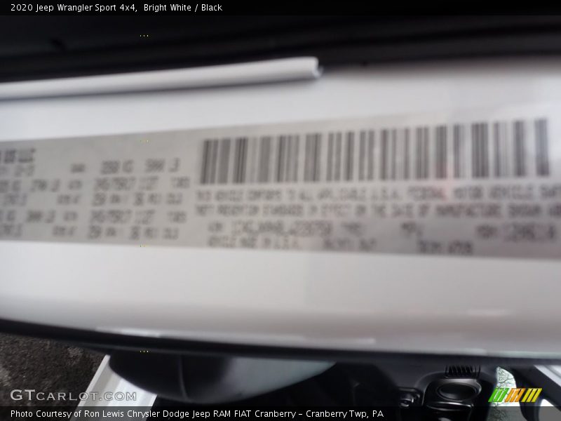 Bright White / Black 2020 Jeep Wrangler Sport 4x4