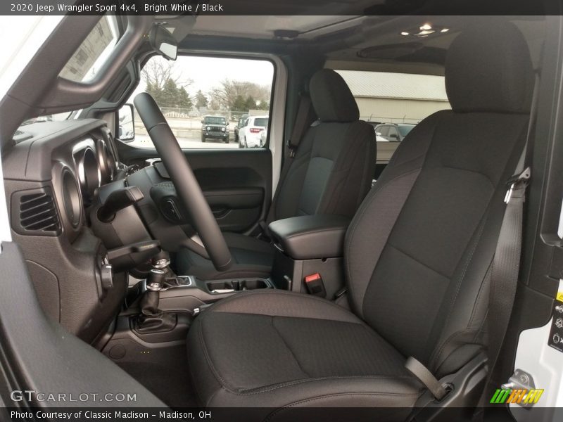 Bright White / Black 2020 Jeep Wrangler Sport 4x4