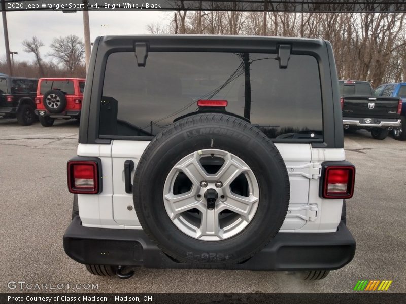 Bright White / Black 2020 Jeep Wrangler Sport 4x4