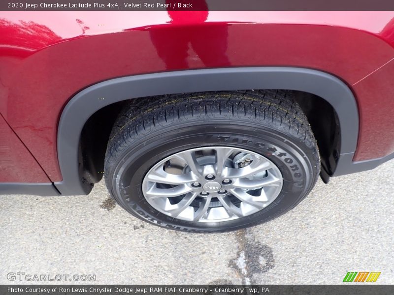 Velvet Red Pearl / Black 2020 Jeep Cherokee Latitude Plus 4x4