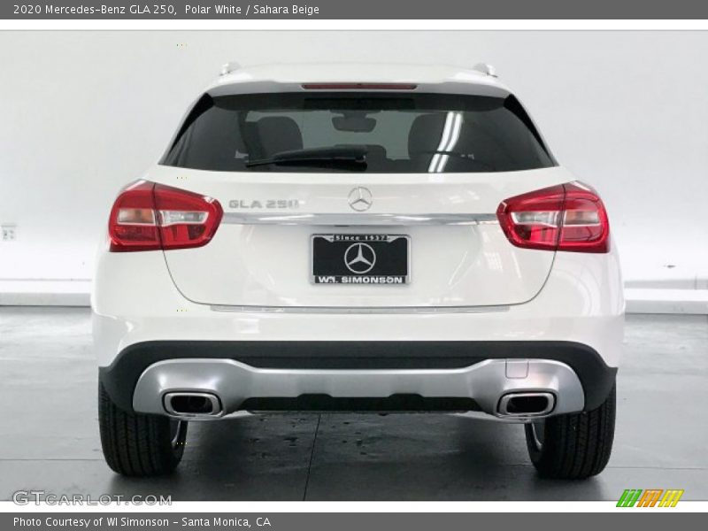 Polar White / Sahara Beige 2020 Mercedes-Benz GLA 250