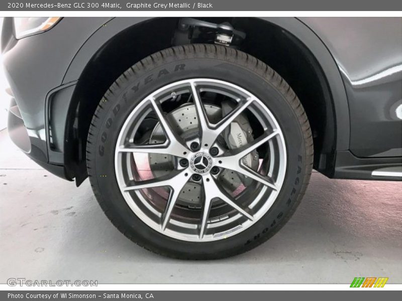Graphite Grey Metallic / Black 2020 Mercedes-Benz GLC 300 4Matic
