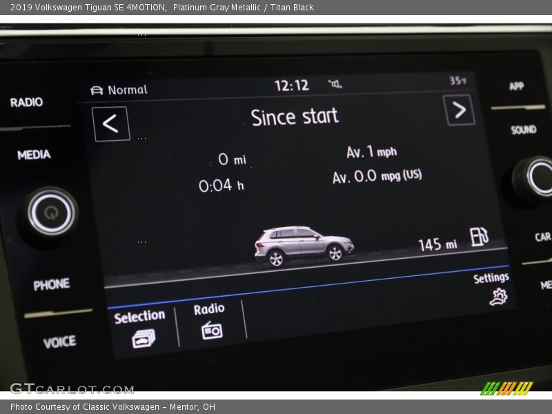 Platinum Gray Metallic / Titan Black 2019 Volkswagen Tiguan SE 4MOTION