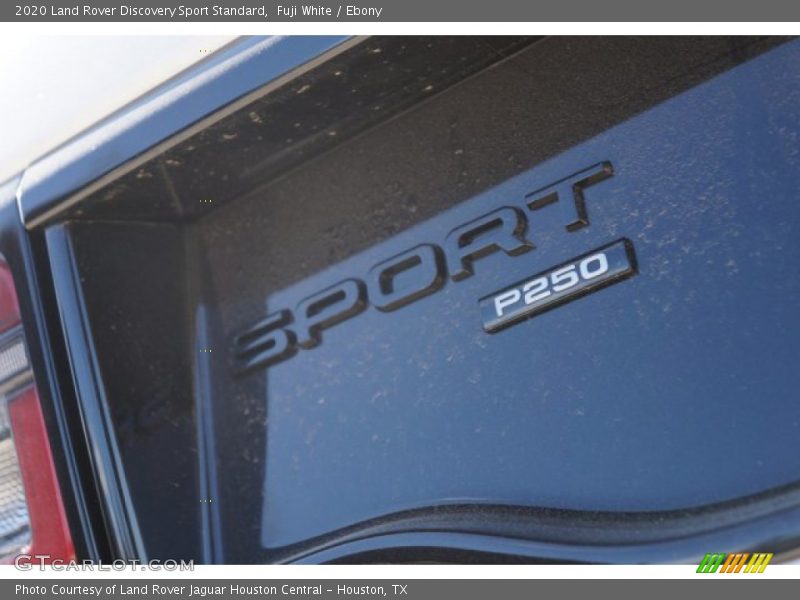 Fuji White / Ebony 2020 Land Rover Discovery Sport Standard