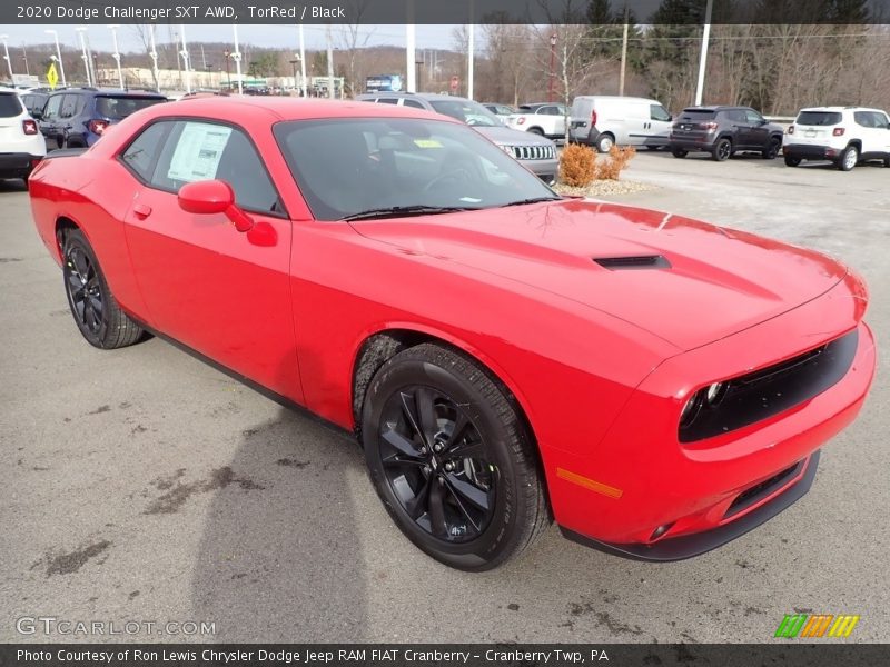 Front 3/4 View of 2020 Challenger SXT AWD