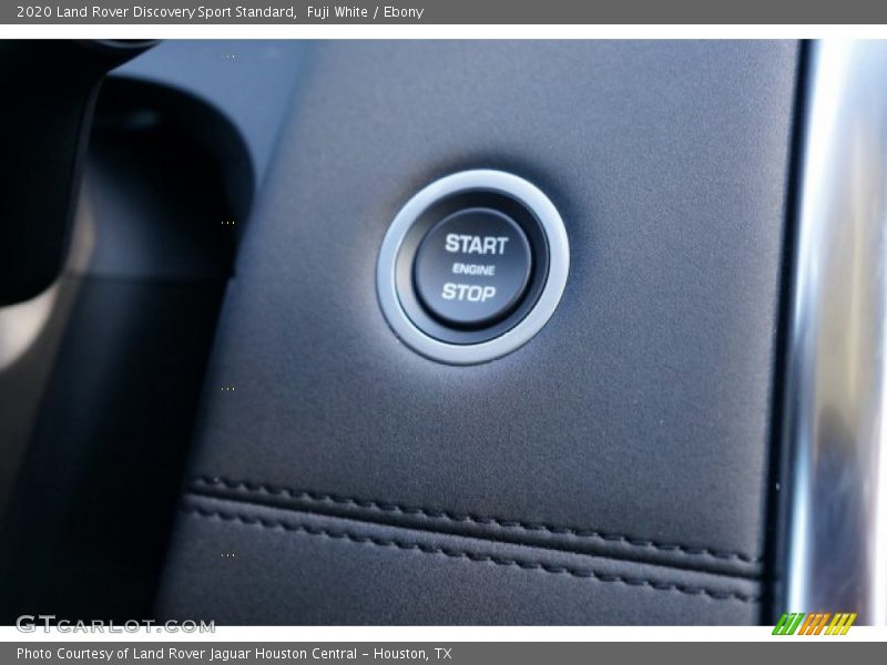 Fuji White / Ebony 2020 Land Rover Discovery Sport Standard