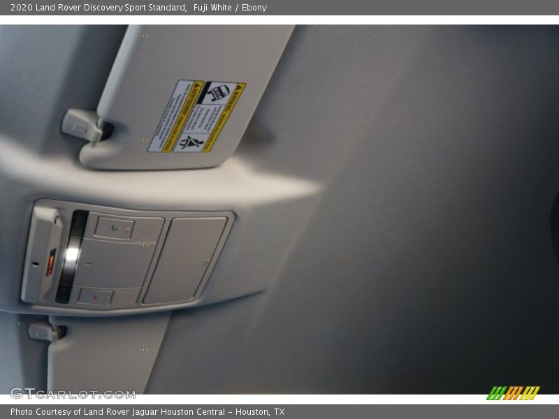 Fuji White / Ebony 2020 Land Rover Discovery Sport Standard