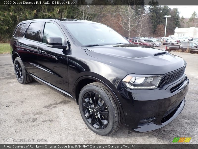 Front 3/4 View of 2020 Durango R/T AWD