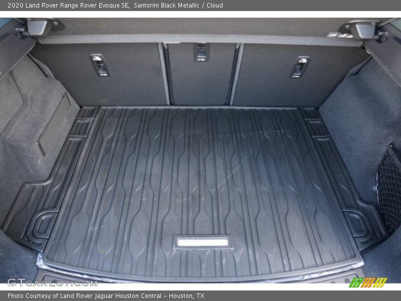 Santorini Black Metallic / Cloud 2020 Land Rover Range Rover Evoque SE