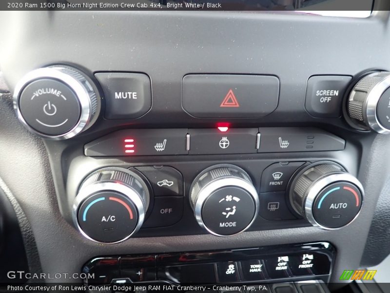 Bright White / Black 2020 Ram 1500 Big Horn Night Edition Crew Cab 4x4