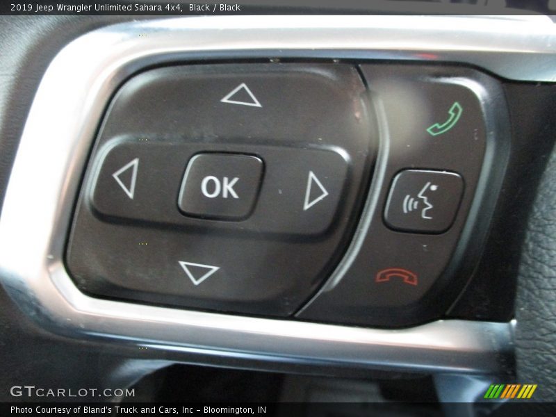 Black / Black 2019 Jeep Wrangler Unlimited Sahara 4x4