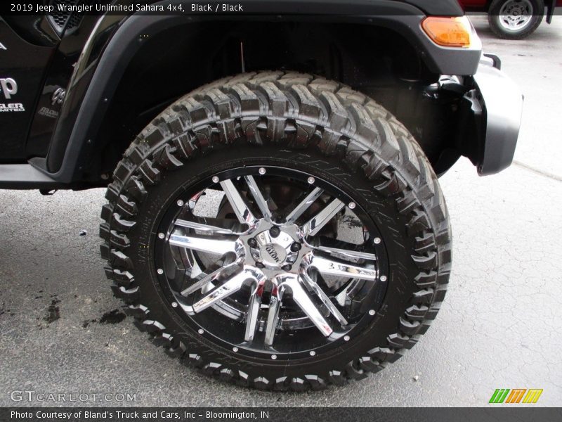Black / Black 2019 Jeep Wrangler Unlimited Sahara 4x4