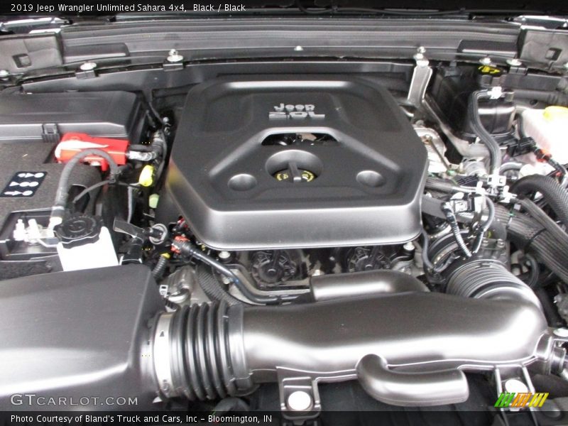 Black / Black 2019 Jeep Wrangler Unlimited Sahara 4x4