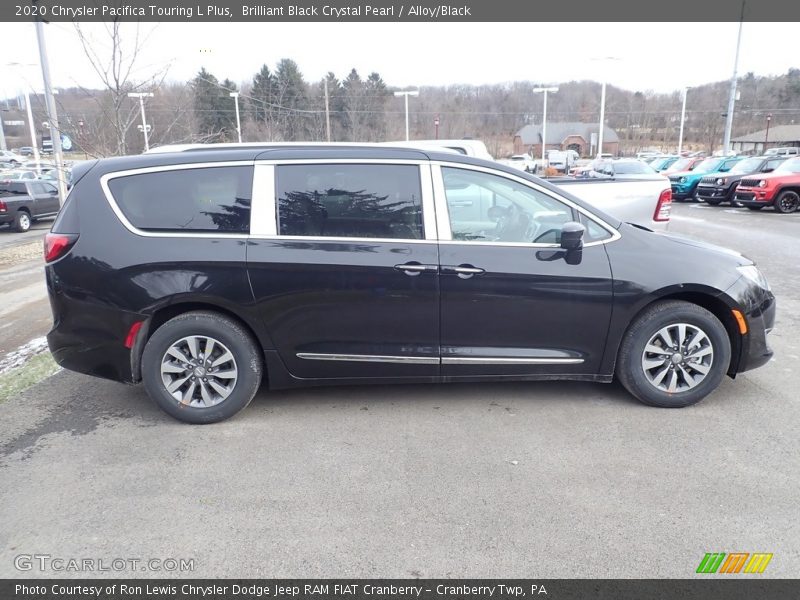 Brilliant Black Crystal Pearl / Alloy/Black 2020 Chrysler Pacifica Touring L Plus