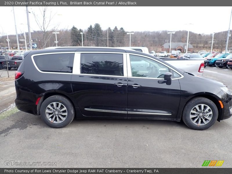 Brilliant Black Crystal Pearl / Alloy/Black 2020 Chrysler Pacifica Touring L Plus
