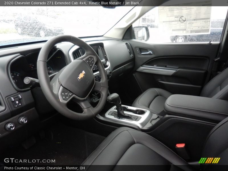 Front Seat of 2020 Colorado Z71 Extended Cab 4x4