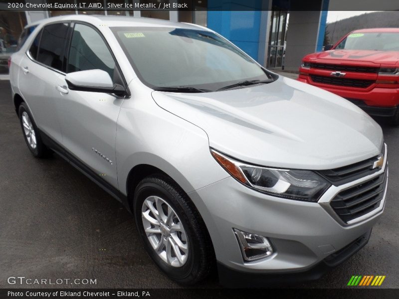 Front 3/4 View of 2020 Equinox LT AWD