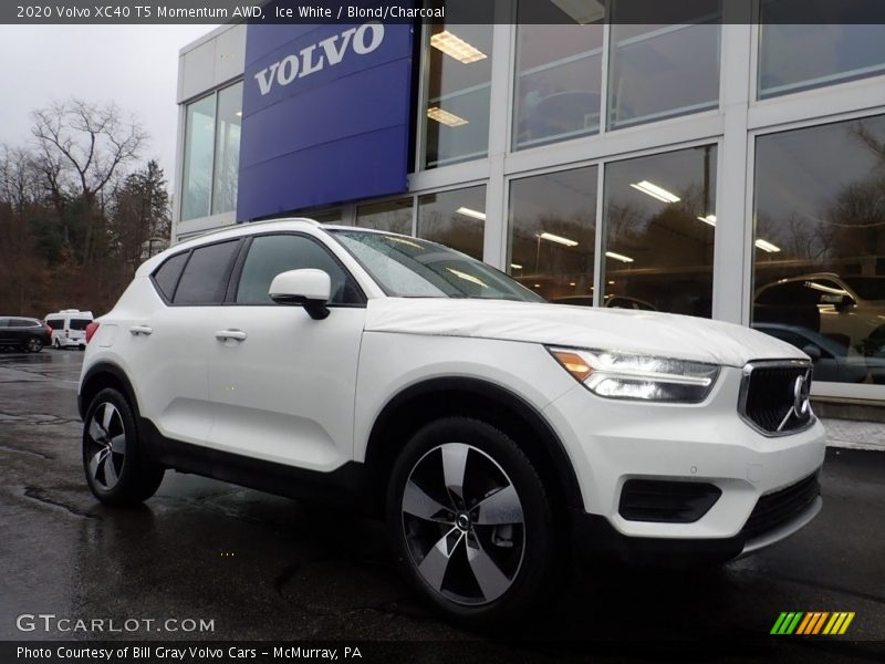 Ice White / Blond/Charcoal 2020 Volvo XC40 T5 Momentum AWD