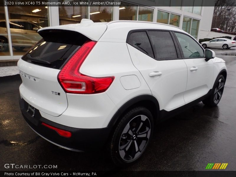 Ice White / Amber/Charcoal 2020 Volvo XC40 T5 Momentum AWD