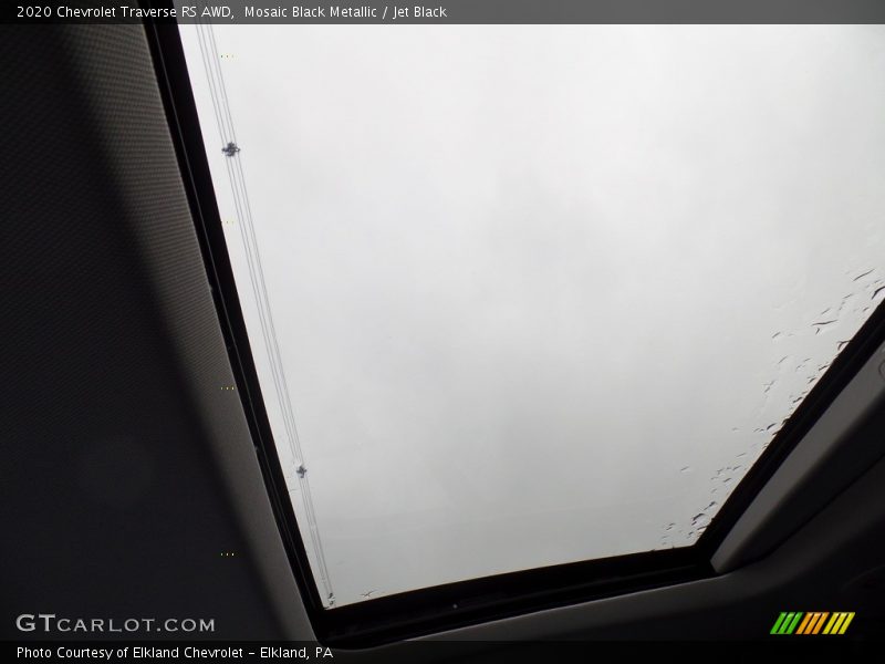 Mosaic Black Metallic / Jet Black 2020 Chevrolet Traverse RS AWD