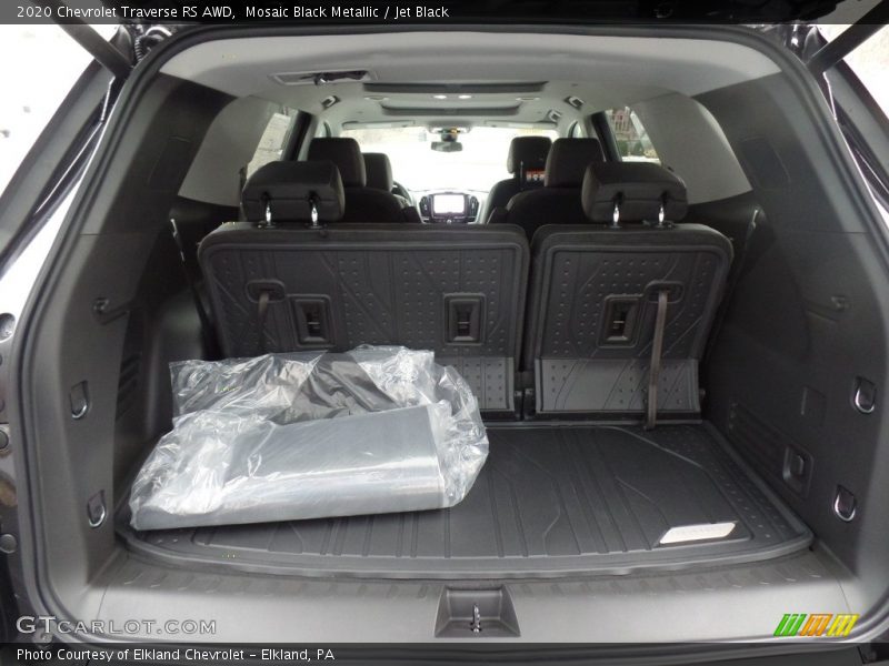 Mosaic Black Metallic / Jet Black 2020 Chevrolet Traverse RS AWD