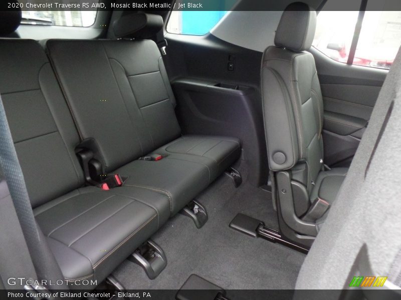 Mosaic Black Metallic / Jet Black 2020 Chevrolet Traverse RS AWD
