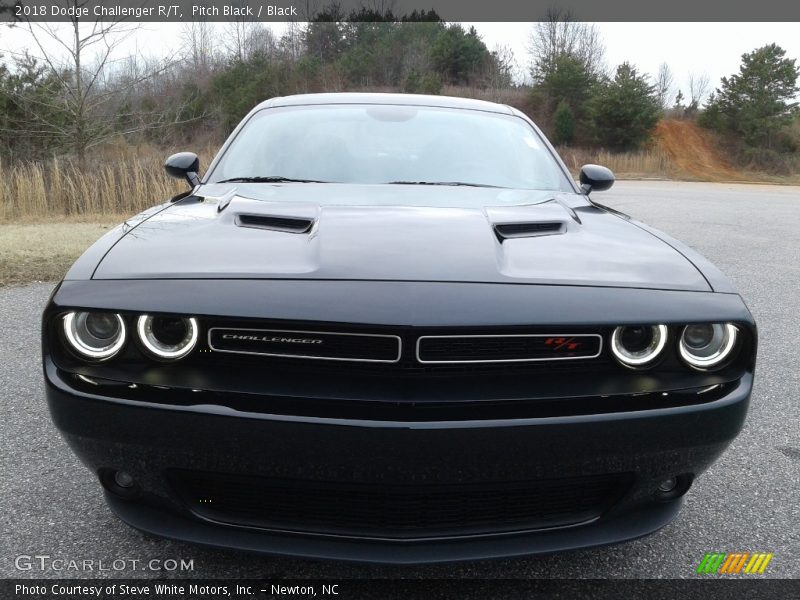 Pitch Black / Black 2018 Dodge Challenger R/T