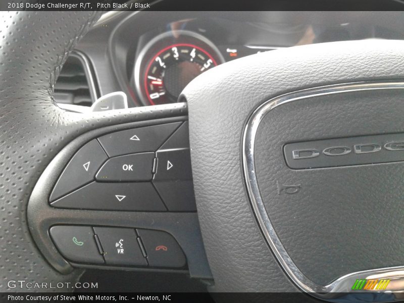 Pitch Black / Black 2018 Dodge Challenger R/T