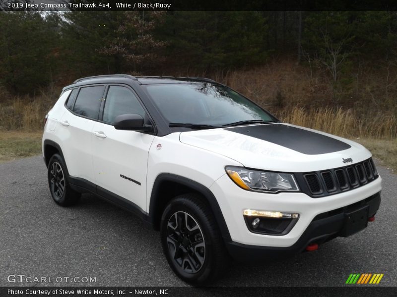 White / Black/Ruby 2019 Jeep Compass Trailhawk 4x4