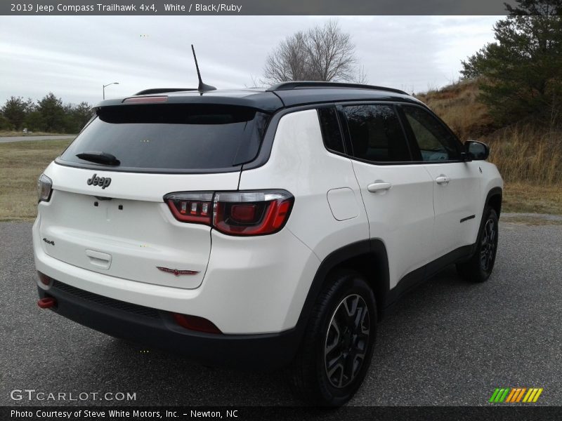 White / Black/Ruby 2019 Jeep Compass Trailhawk 4x4