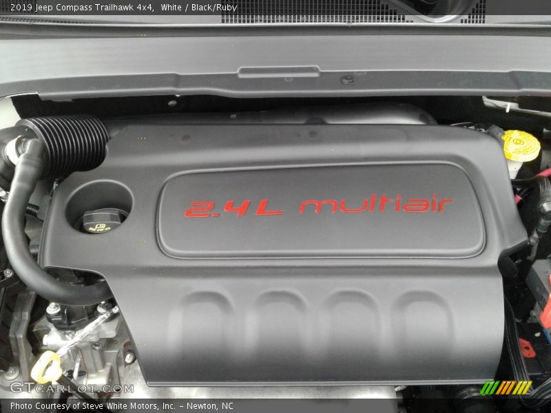 White / Black/Ruby 2019 Jeep Compass Trailhawk 4x4