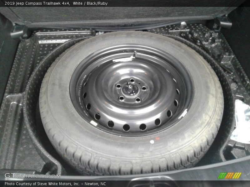 White / Black/Ruby 2019 Jeep Compass Trailhawk 4x4