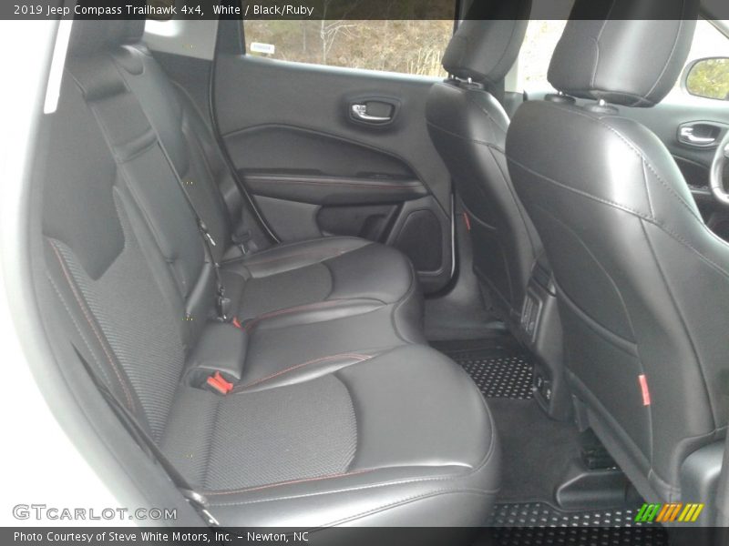 White / Black/Ruby 2019 Jeep Compass Trailhawk 4x4