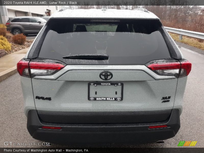 Lunar Rock / Black 2020 Toyota RAV4 XLE AWD