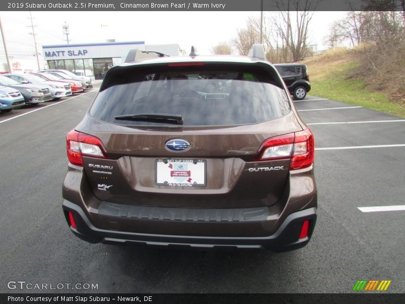 Cinnamon Brown Pearl / Warm Ivory 2019 Subaru Outback 2.5i Premium