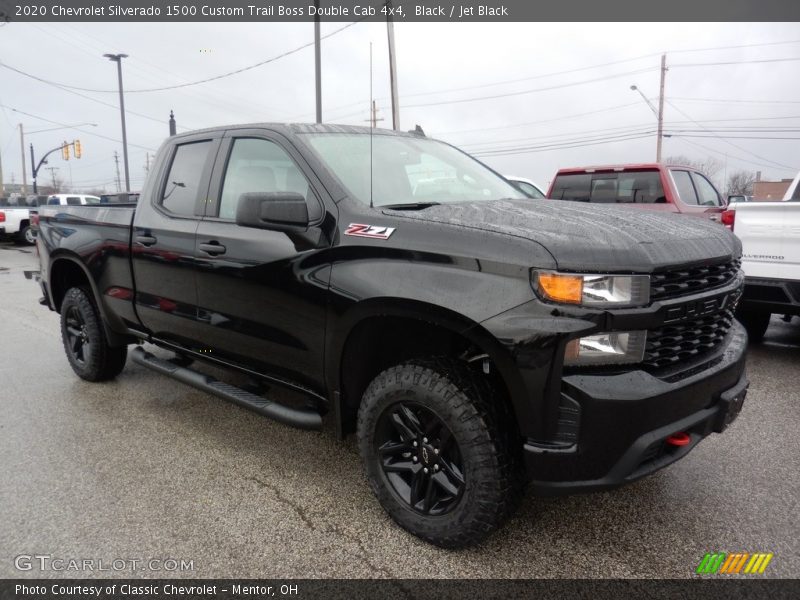 Front 3/4 View of 2020 Silverado 1500 Custom Trail Boss Double Cab 4x4