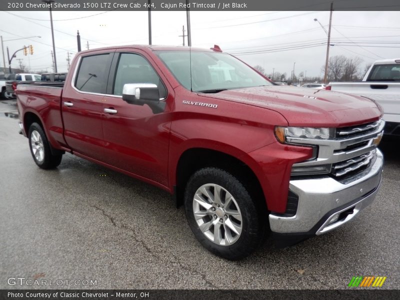 Front 3/4 View of 2020 Silverado 1500 LTZ Crew Cab 4x4