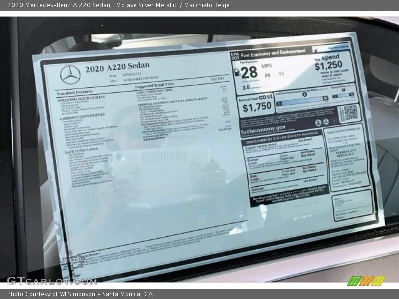 Mojave Silver Metallic / Macchiato Beige 2020 Mercedes-Benz A 220 Sedan