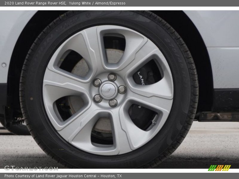Yulong White / Almond/Espresso 2020 Land Rover Range Rover HSE